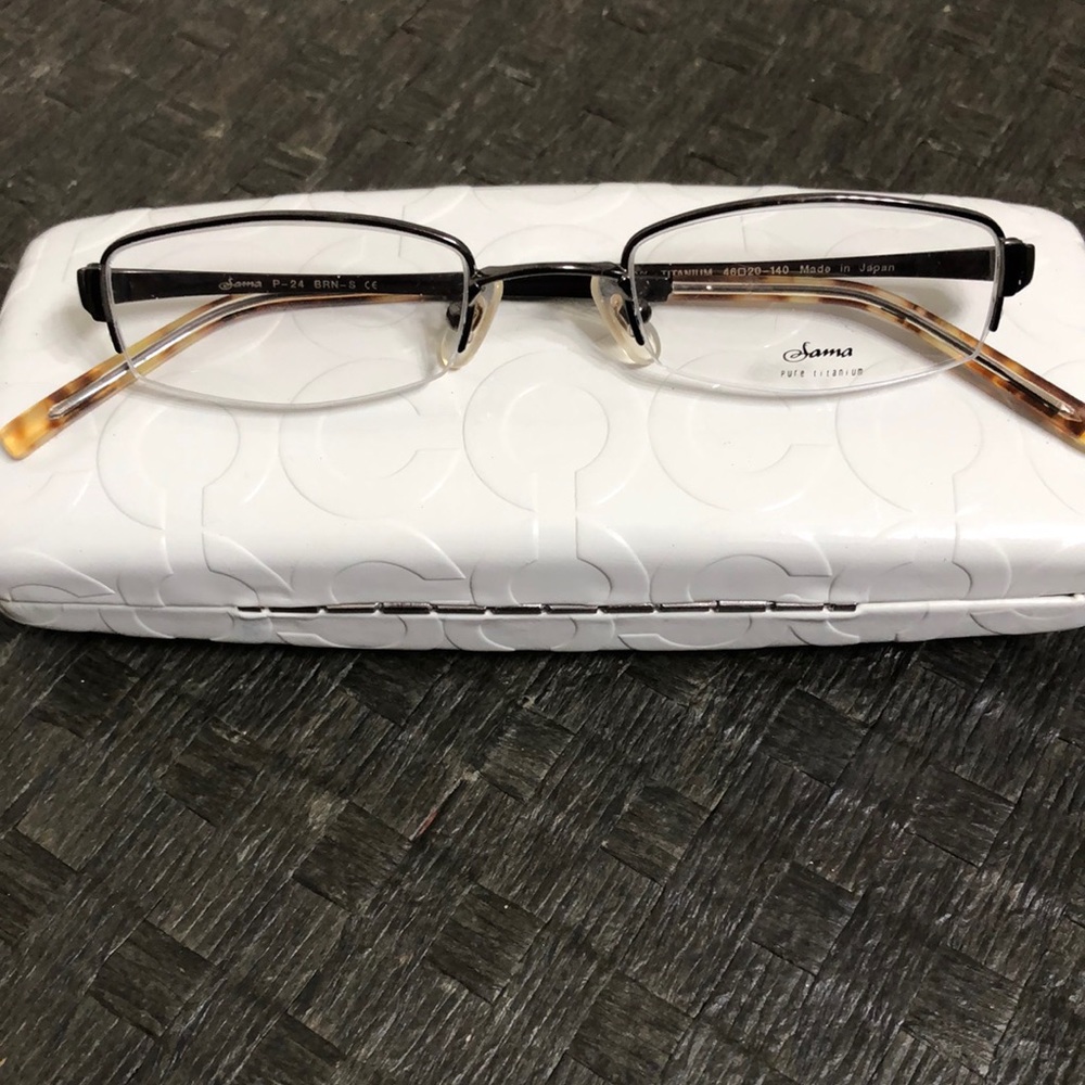 BNWT VINTAGE SAMA EYEGLASSES